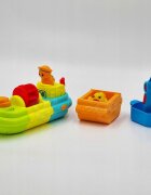 Matadi Jucarie pentru copii Woopie Boat cu macara angrenaje rotative compusa din 4 segmente colorate si dezasamblabile