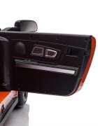 MERCEDES-BENZ Masinuta electrica pentru copii cu licenta Mercedes Benz AMG Orange cu echipare premiumtelecomanda cu 3 vitezeroti evascaun din piele2motoare x 35wusi cu deschiderebluetoothindicator baterieeleronsistem troller