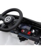 MERCEDES-BENZ Masinuta electrica pentru copii Mercedes Benz AMG EQA alb 70W cu telecomanda sunete suspensii lumini scaun piele si roti din spuma Eva