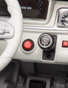 MERCEDES-BENZ Masinuta electrica pentru copii Mercedes Benz EQG Grey 110w cu echipare premiumacumulator 12V9Ahroti evascaun piele perforatatelecomanda 2.4Gdeschidere usilumini ledbaterie detasabilaoglinzi retrovizoare cu lumini