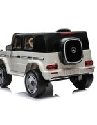 MERCEDES-BENZ Masinuta electrica pentru copii Mercedes Benz EQG White 110w cu echipare premiumacumulator 12V9Ahroti evascaun piele perforatatelecomanda 2.4Gdeschidere usilumini ledbaterie detasabilaoglinzi retrovizoare cu lumini
