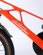 Mesuca Bicicleta copii Lamborghini cadru magneziu portocalie 14 inchscaun reglabil de la 50 la 55 cm potrivita pentru copii cu inaltimi intre 95-120 cm frane pe ghidon pedale antiderapabile