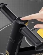 Mesuca Tricicleta Ride-On Lamborghini fara pedale roti din cauciuc Eva cadru din aluminiu sa reglabila pe inaltime 27-29 cm ghidon reglabil inaltime 40-43 cm recomandata copiilor cu inaltime de la 78 la 110 cm