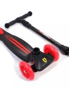 Mesuca Trotineta pliabila cu 3 roti Ferrari Twist Neagra ghidon reglabil din aluminiu greutate admisa 50 kg