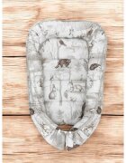 MimiNu Cosulet bebelus Baby Cocoon 75x55 cm din bumbac Design Woodland