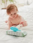 Momcozy Servetele umede hipoalergenice fara parfum pe baza de apa 60 bucati