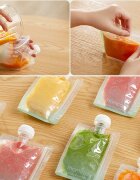 Momcozy Set 10 pungi alimentare reutilizabile 200 ml