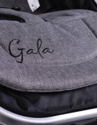MONI Carucior transformabil 2in1 Gala Dark Grey cu sistem dublu de suspensiicadru din aluminiumaner reglabil pe inaltimecopertina XXLsezut reversibilhusa picioare si geanta mamici inclusa