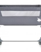 MONI Patut Co-Sleeper Mystery Grey 93x69x72-84 cm multifunctional cu laterala culisantafunctie leganarepozitie anti-reflux 5 pozitii de reglare a inaltimiisaltea si geanta transport incluse