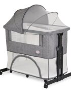 MONI Patut pentru bebelusi 2in1 Baby Crib Gri Melange cu laterala culisantaTransformabil in tarc5 nivele de reglare inaltimeRoti cu franaCapotina cu plasa de insecteCurele pentru fixare pat parinteSaltea inclusa