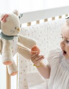 NATTOU Jucarie de plus Mila Zoe Lana Cu muzica Dezvolta atingerea si abilitatile motorii 0 luni+ Cat