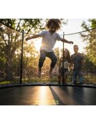 Neo Sport Trambulina de gradina pentru copii Neo-Sport Comb 183cm 6ftcu Scara si Plasa interioara Stalpi metalici cu protectie din burete Intrare cu fermoar si catarama Covoras impermeabil flexibil