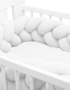 New Baby Protectie laterala pentru patut tip bumper impletit 210 cm White