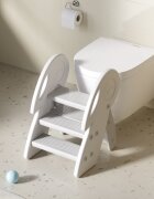 Nichiduta Garden Inaltator pentru copii Step Stool White cu trei trepte prevazut cu manere de prindere laterale si trepte antiderapante cu striatii dimesniune 45 x 52 x 65 cm