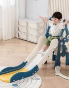 Nichiduta Garden Tobogan pentru copii Rocket Blue prevazut cu scara si manere de sustinere cu mini-cos de Baschet dimensiune 150 x 38 x 91 cm