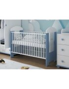 Nichiduta Patut din lemn PAL Ptilou Blue Prince cu sistem 3 bare detasabile Somiera reglabila pe 3 nivele de inaltime Vopsea sigura pe baza de apa Design modern Margini rotunjiteDimensiuni interioare 120x60cm