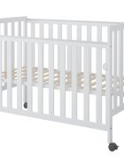 Nichiduta Patut din lemn si MDF pentru copii Bambi Alb cu laterala culisantaroti cu blocare vopsele ecologice pe baza de apa margini rotunjite dimensiuni interioare 120x60 cm