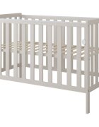 Nichiduta Patut din lemn si MDF pentru copii Bambi Cashmere cu laterala culisantaroti cu blocare vopsele ecologice pe baza de apa margini rotunjite dimensiuni interioare 120x60 cm