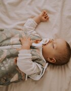 Nor Pufos Sac de dormit din bumbac 0-24 luni Grow with me Boho Green Sleepee 25 tog