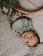 Nor Pufos Saculet din bumbac Swaddle pentru infasat Nou nascut + caciulita First Step Meadow