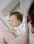 Nor Pufos Wrap cu urechi Babyhorn pentru nou nascut Royal Baby Sand Sleepee