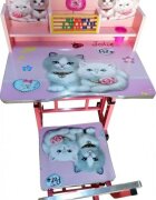 Novokids Birou pentru copii My first desk Pisicute Roz din MDF cu jucarii interactive dimensiuni 68x43x65 cadru metalic