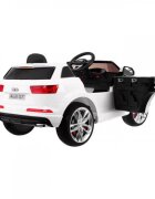 Novokids Masinuta electrica pentru copii Audi Q7 Alb Roti din Cauciuc EVA Greutate admisa 30 kg Usi cu deschidere 2 Viteze Lungime 121 cm 2 motoare control parental