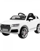 Novokids Masinuta electrica pentru copii Audi Q7 Alb Roti din Cauciuc EVA Greutate admisa 30 kg Usi cu deschidere 2 Viteze Lungime 121 cm 2 motoare control parental