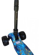 Novokids Trotineta pentru copii Mini Scooter 8150 Albastru cu roti luminoase din silicon melodii si lumini 3 roti pliabila maner reglabil pe inaltime greutate suportata 50 kg