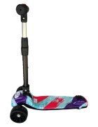 Novokids Trotineta pentru copii Mini Scooter 8150 Multicolor cu roti luminoase din silicon melodii si lumini 3 roti pliabila maner reglabil pe inaltime greutate suportata 50 kg