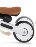 Nukido Bicicleta de echilibru Ride On Negrude la 12 luniscaun moale inaltime sezut reglabila roti din spuma EVA cadru rezistent manere ergonomice cu opritoare Unghi de virare sigur al rotii cu protectie anti-rotatie