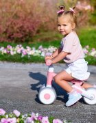 Nukido Bicicleta de echilibru Ride On Roz de la 12 luniscaun moale inaltime sezut reglabila roti din spuma EVA cadru rezistent manere ergonomice cu opritoare Unghi de virare sigur al rotii cu protectie anti-rotatie