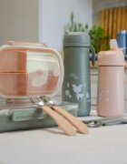 NUVITA Cutie mica pentru pranz Powder Blue 490 ml
