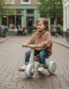 Petite&Mars Bicicletatricicleta pentru copii PetiteMars Bingo Bej 3 in 1 multifunctionala cu pedale detasabile ghidon directionabil sa reglabila pe inaltime 2.3 kg greutate admisa 25 kg 12-36 luni