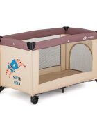 Petite&Mars Patut pliabil pentru copii PetiteMars Koot maro 120x60 cm cu roti functie de tarc pliere compacta include geanta de transport intrare laterala cu fermoar greutate admisa 15 kg 0-30 luni