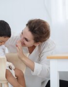PLAN TOYS Scaun de masa portocaliu