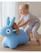 Quut Toys Iepuras gonflabil saltaret Hoppi Bunny albastru