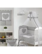 Raffaello Design Made in Italy Set lenjerie de lux din bumbac cu broderie protectie laterala pilota pentru pat bebelusi Cuore di Mamma Gri Italia