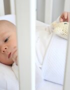 Red Castle Baby nest ergonomic Cocoonababy Flori de bumbac