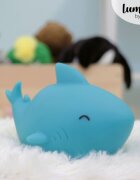 REER Lampa de veghe cu LED cu oprire cronometrata forma rechin albastra Lumilu Sea Life Shark