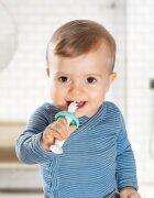 REER Set periute de dinti din silicon pentru antrenament BabyCare 79253