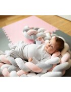 Ricokids Protectie laterala impletita pentru patut copii Trio RozGriAlb 2 metri din material plus cu umplutura antialergicamultifunctionalalavabila