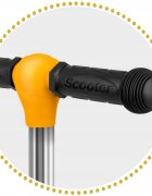 Ricokids Trotineta 3 in 1 pentru copii Cubi NegruGalben cu scaunelroti cu lumini LEDplatforma antiderapantacadru din aluminiumanere ergonomicegreutate suportata 30 kg varsta 3 ani+