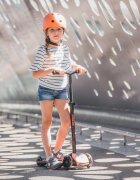 SCOOT AND RIDE Trotineta copii pliabila reglabila roti luminoase Highwaykick 5 Led Peach 5 ani + pana la 80 kg Scoot Ride