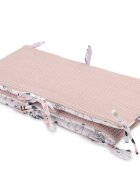 Sensillo Aparatoare pentru patut Waffle Fox Pink 180x30cm cu doua fete din bumbac umplutura antialergicaprindere cu panglici