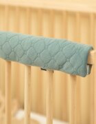 Sensillo Protectie pufoasa din velur pentru margine patut cu prindere velcro 116 cm Green