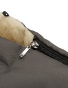 Sensillo Sac de iarna Wool Graphite 95x40 cm impermeabilcaptuseala cu continut de lanautilizare in landoucaruciorsanieorificii pentru fixarea pe caruciorfermoar