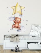 Sipo Sticker decorativ pentru copii autoadeziv Ursulet pe leagan 57 x 74 cm