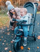 SMART TRIKE Tricicleta pentru copii STR5 Gri 7 in 1 ultrapliabila dotata cu frana scaun rabatabil de la 6 luni sistem patentat cu tehnologie Touch Steering