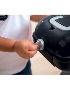SMOBY Scuter pentru copii fara pedale Scooter Ride-On Food Express rosu dotat cu cheie ce imita pornirea reala a scuterului recomandat copiilor incepand de la 15 ani spatiu de depozitare sub sezut